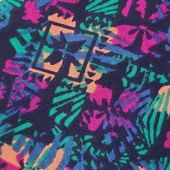 NWT LuLaRoe Randy Tee Unisex Gray Tribal Print S 6/8 T-Shirt Raglan Sleeve Top - Picture 7 of 9